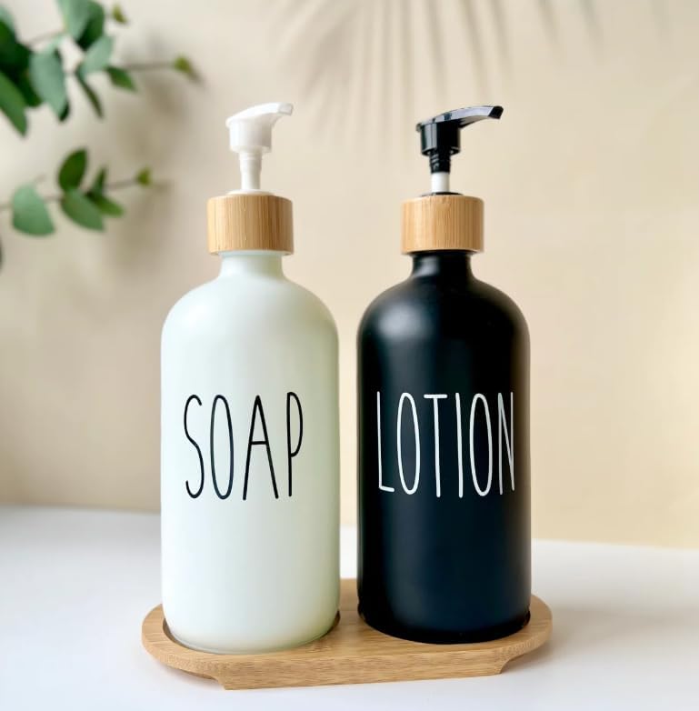 2'li Cam Sıvı Sabunluk ve Losyonluk Seti - Bambu Kapaklı ve Altlıklı - 500ml Siyah & Beyaz Pompalı Şişe - Mutfak ve Banyo İçin Deterjanlık ve Sabunluk - Modern Şık Tasarım