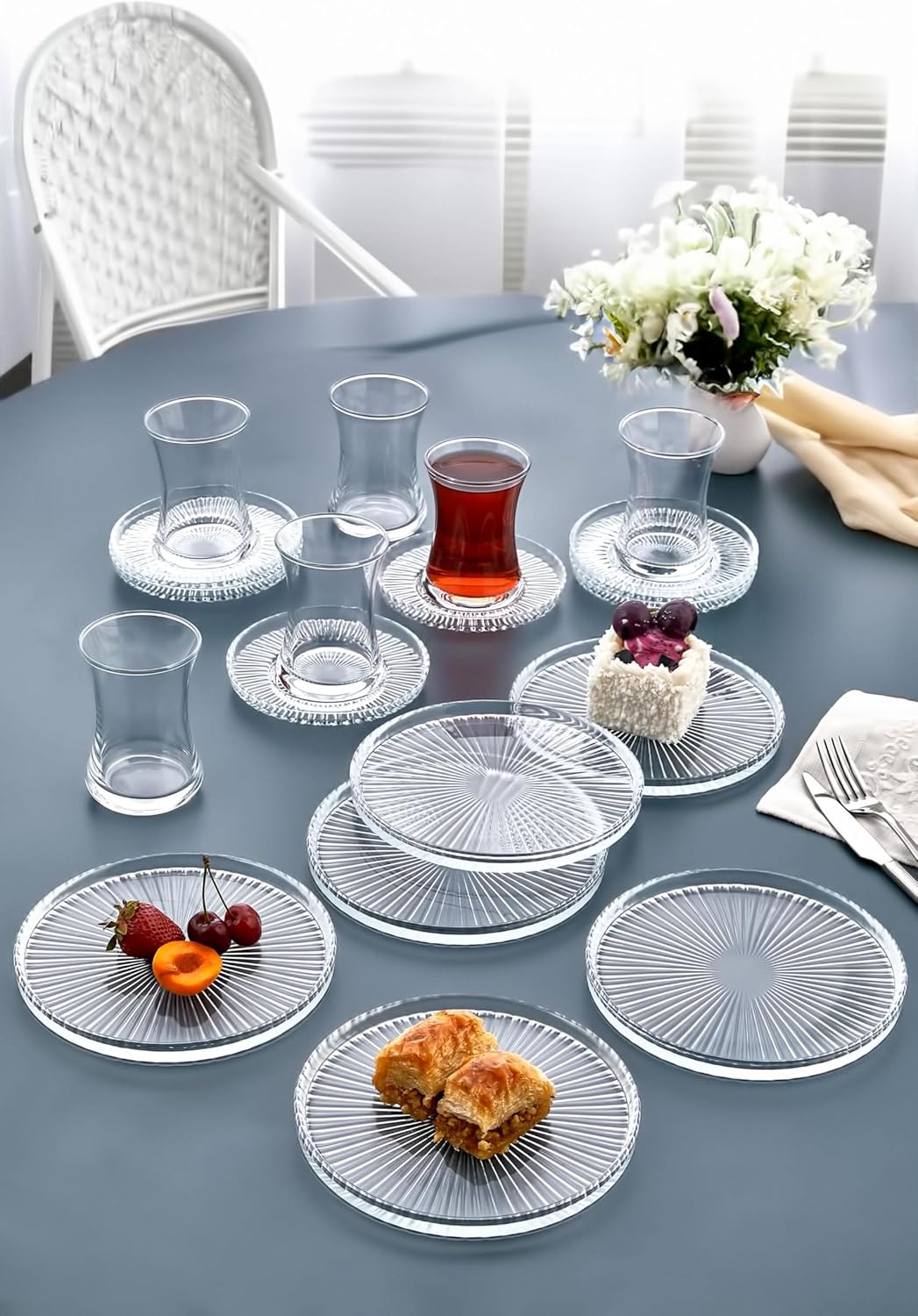 18 Parça Çay Seti Takımı - Pasta tabağı, Çay Bardağı, Çay Tabağı - Sade Modern Kahvaltı Takımı Seti