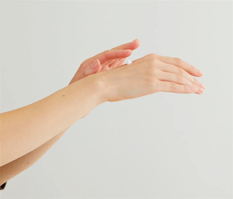 NIVEA Yoğun Nemlendirici El Kremi 75ml, Doğal Badem Yağı ve Shea Yağı Özleri, 24 Saat Besleyici Bakım, Yoğun Nemlendirme, Kuru Ciltler İçin