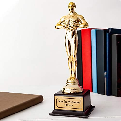 Yılın En Iyi Amcası Oscar Ödülü - Oscar Heykeli
