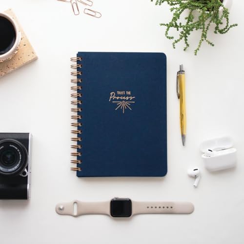 A5 Spiralli Sert Kapak Noktalı Tarihsiz Not Defteri Lacivert